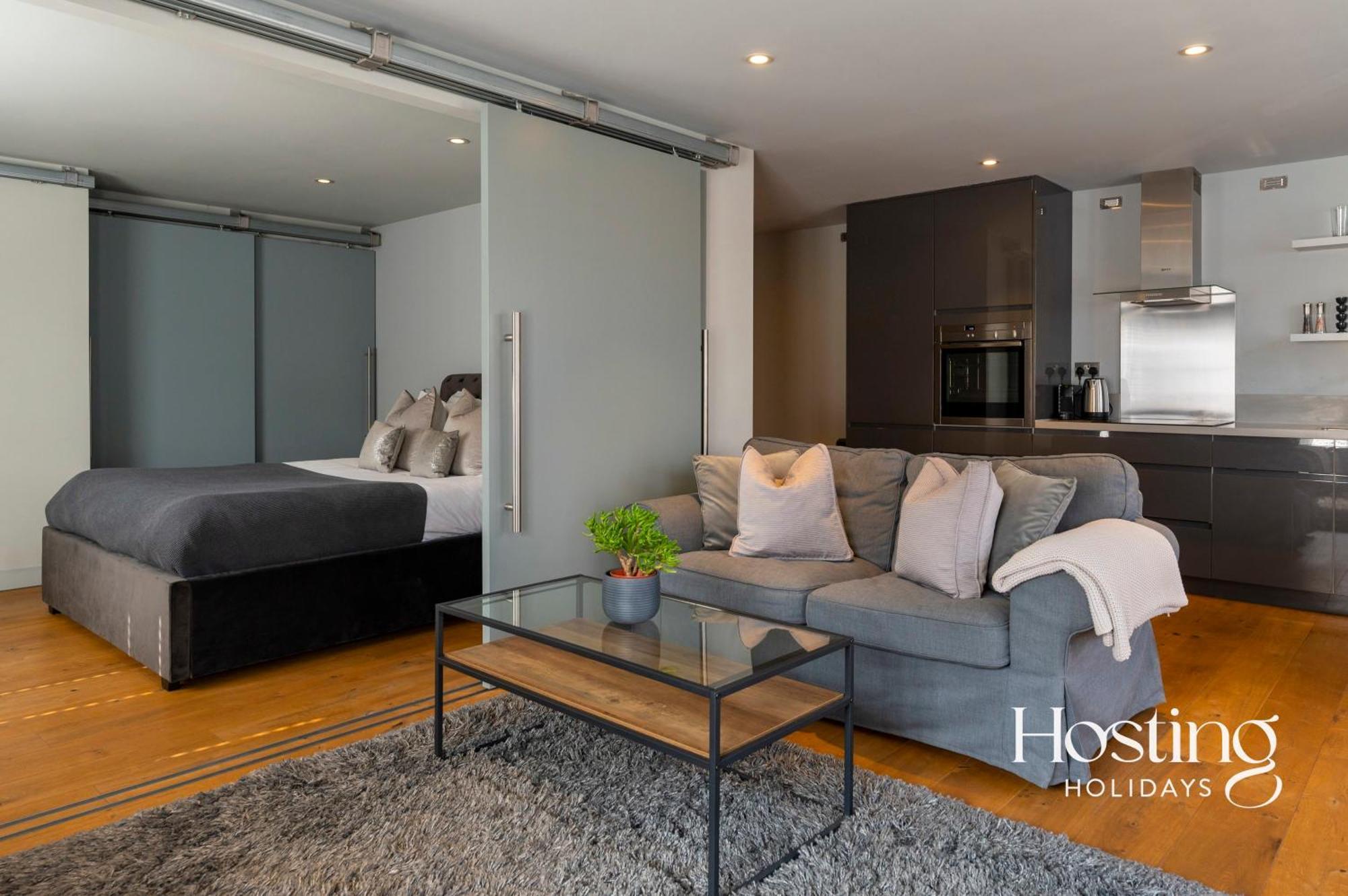 Modern Luxury Apartment In The Heart Of Henley Εξωτερικό φωτογραφία